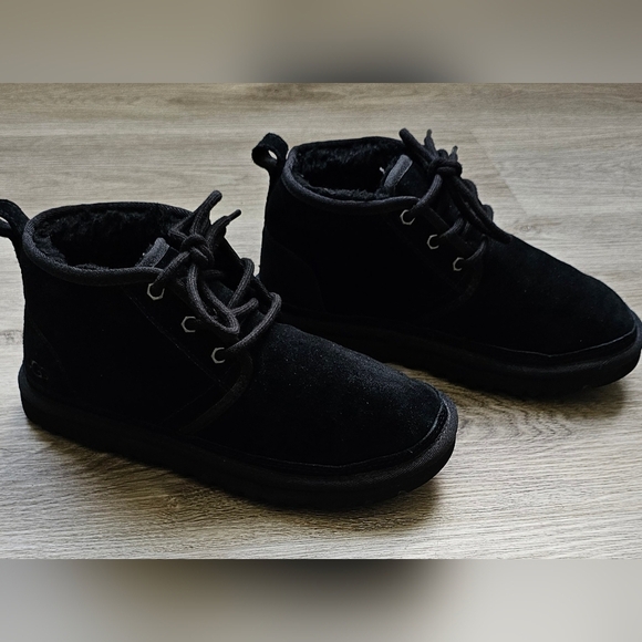 UGG Neumel Black Suede Lace-Up Boots – Women’s Size 7 - Picture 2 of 12